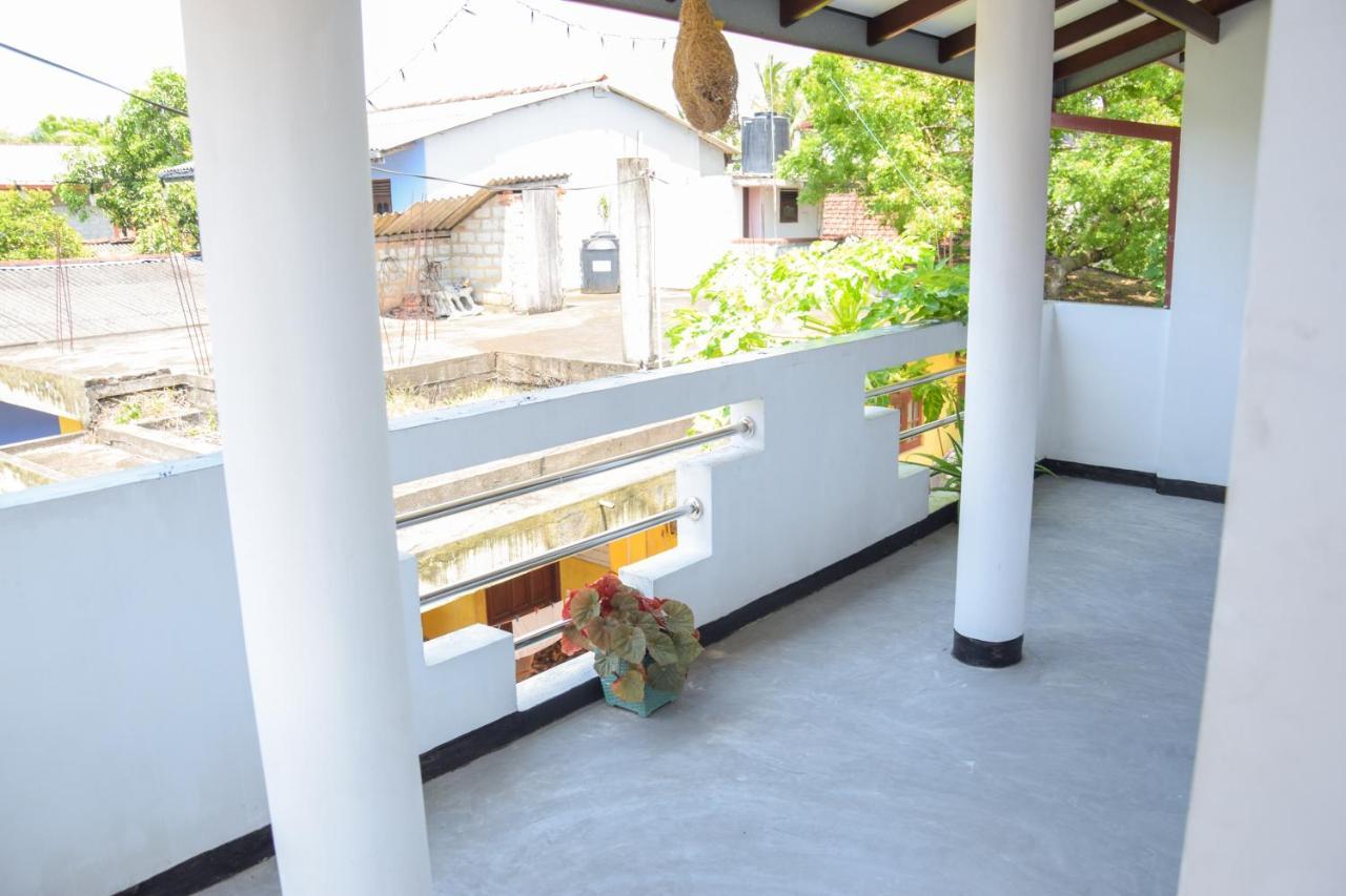 Tharaka Homestay Weligama Kültér fotó