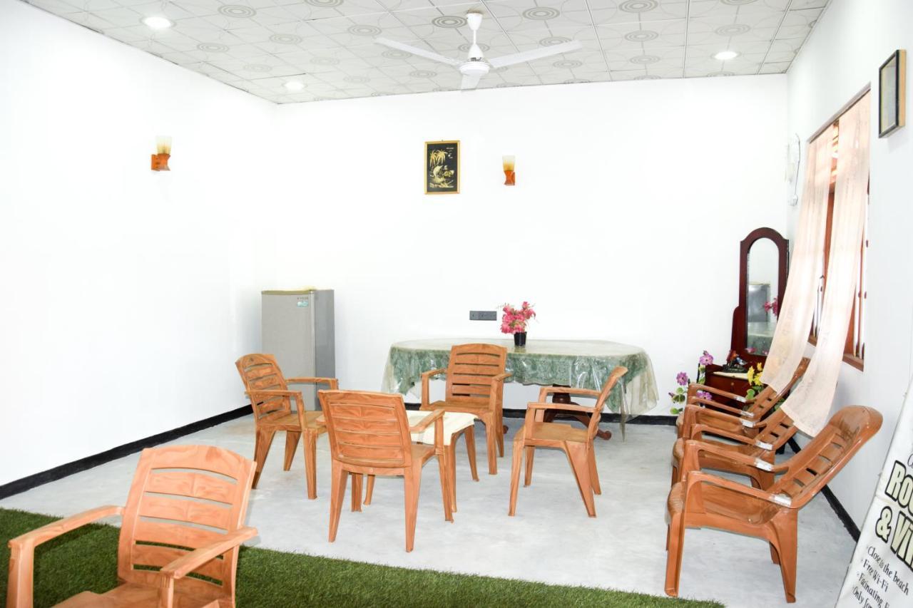 Tharaka Homestay Weligama Kültér fotó