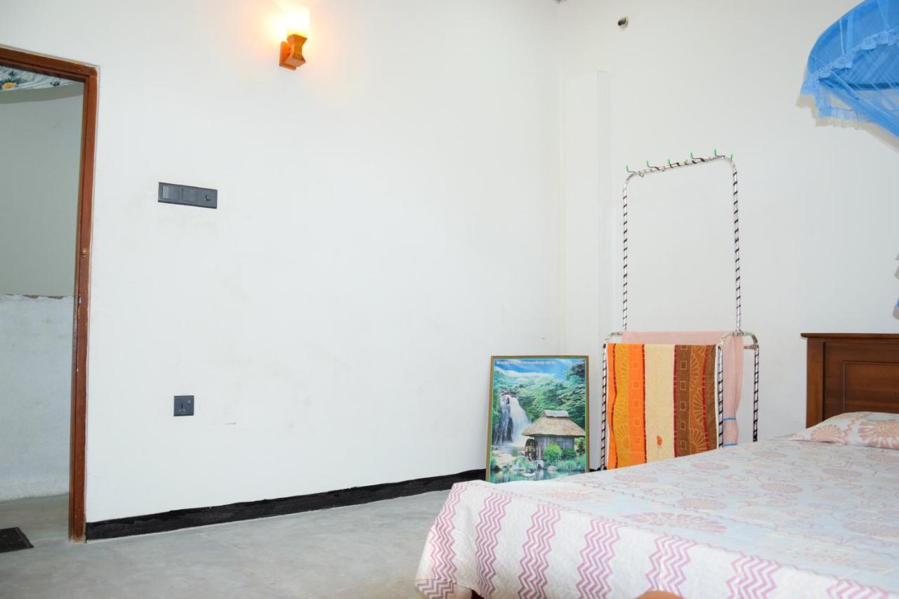 Tharaka Homestay Weligama Kültér fotó