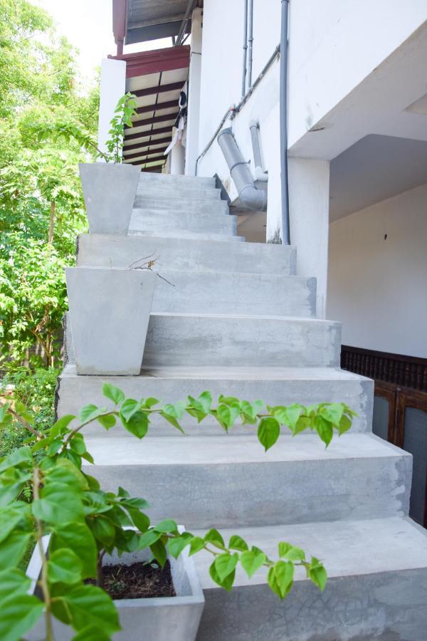 Tharaka Homestay Weligama Kültér fotó